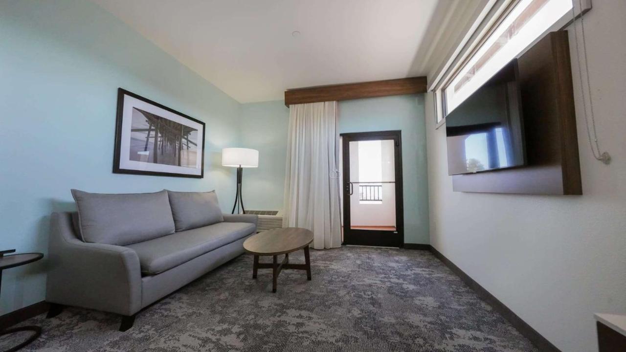 La Quinta Inn & Suites By Wyndham Σάντα Κρουζ Εξωτερικό φωτογραφία