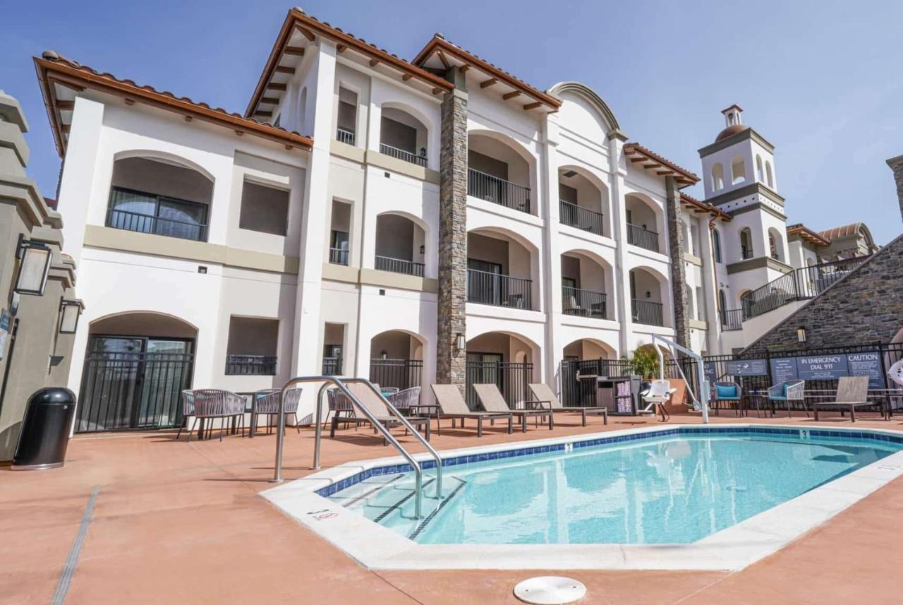 La Quinta Inn & Suites By Wyndham Σάντα Κρουζ Εξωτερικό φωτογραφία