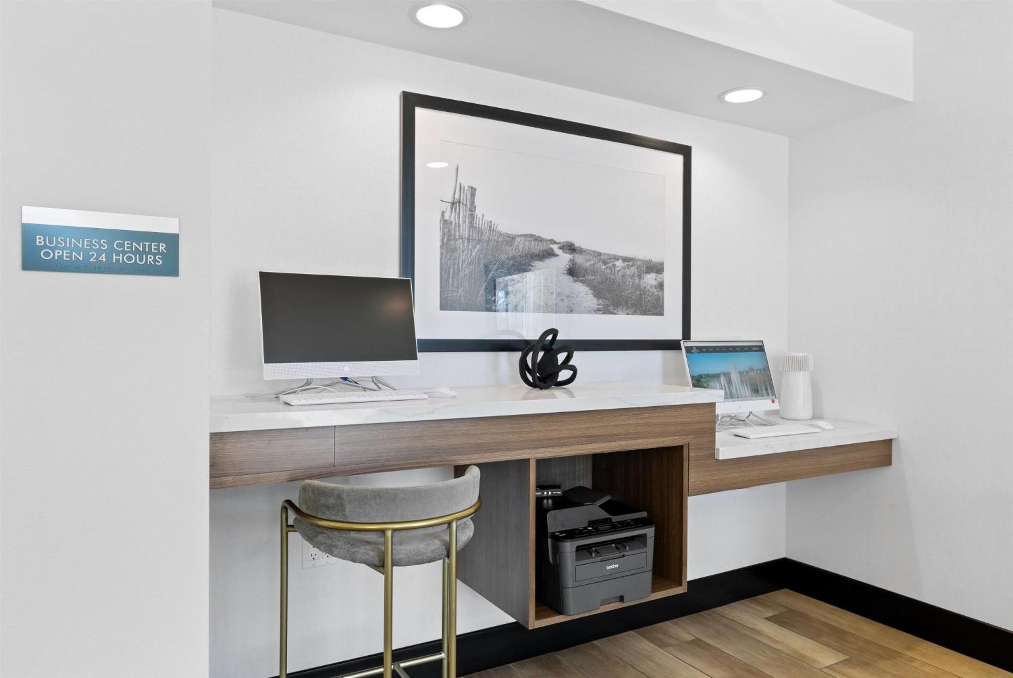 La Quinta Inn & Suites By Wyndham Σάντα Κρουζ Εξωτερικό φωτογραφία