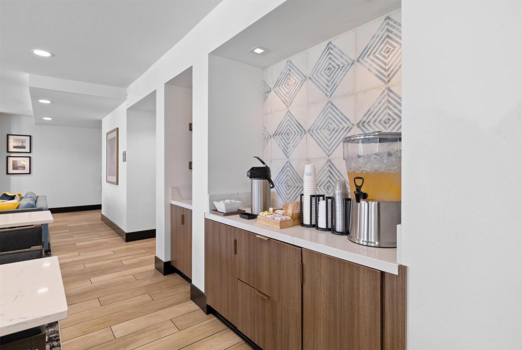 La Quinta Inn & Suites By Wyndham Σάντα Κρουζ Εξωτερικό φωτογραφία